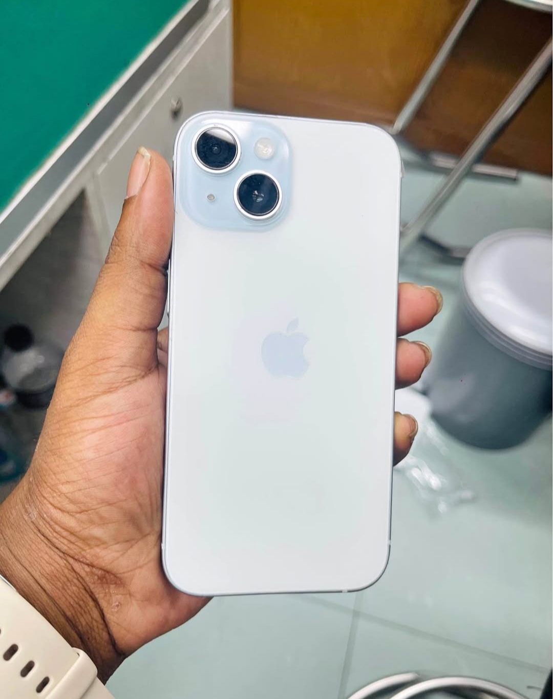 iPhone 15