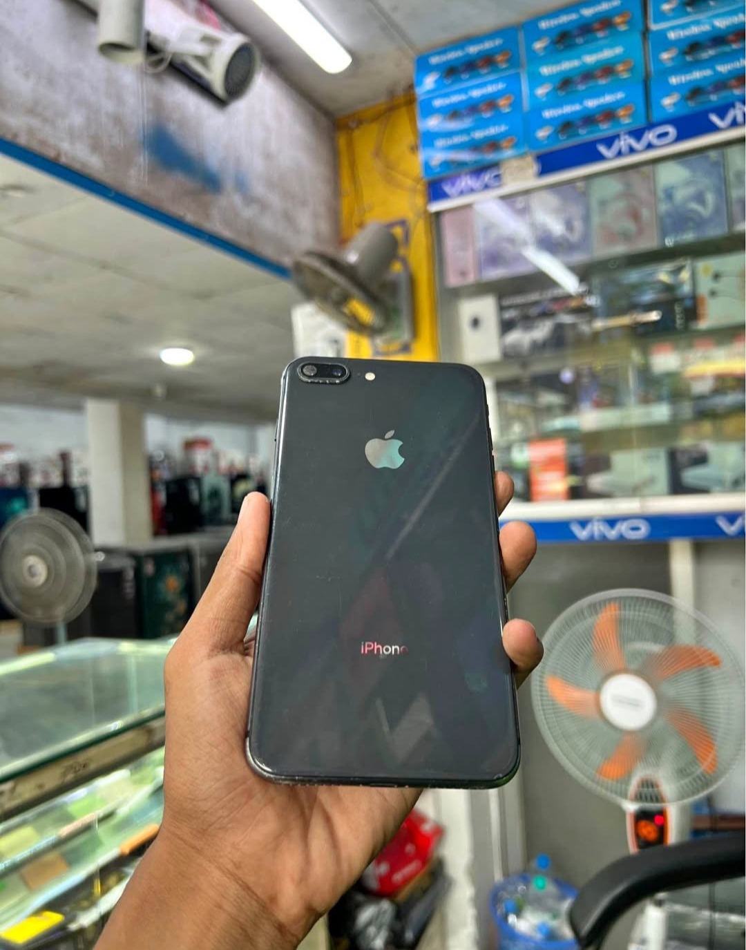 iphone 8+ 256 GB