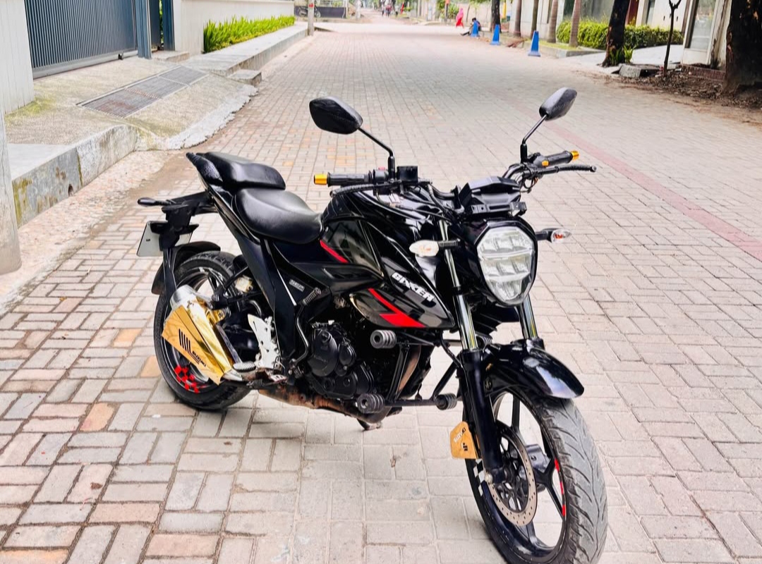 Sujuki Gixxer LED Curborator-2021 Model-2022 Registration-Tax token2027