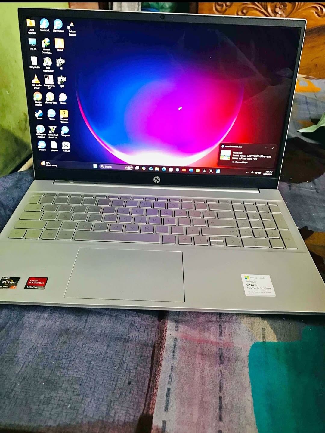 HP Pavilion 15