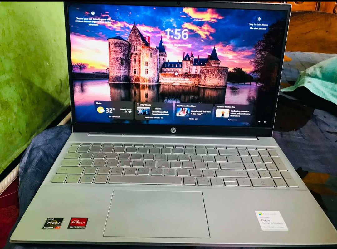 HP Pavilion 15