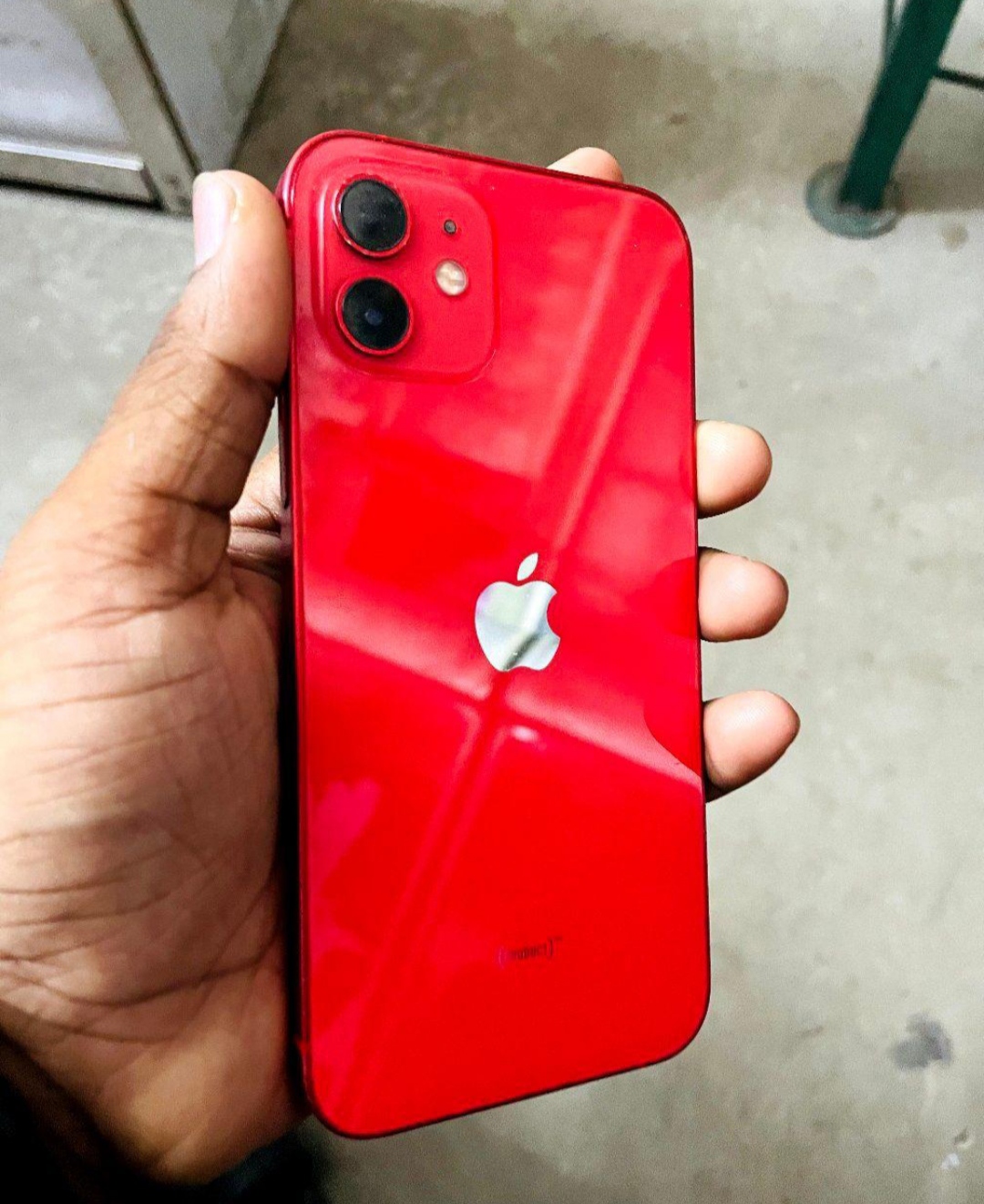 I+phone+12 Box soho