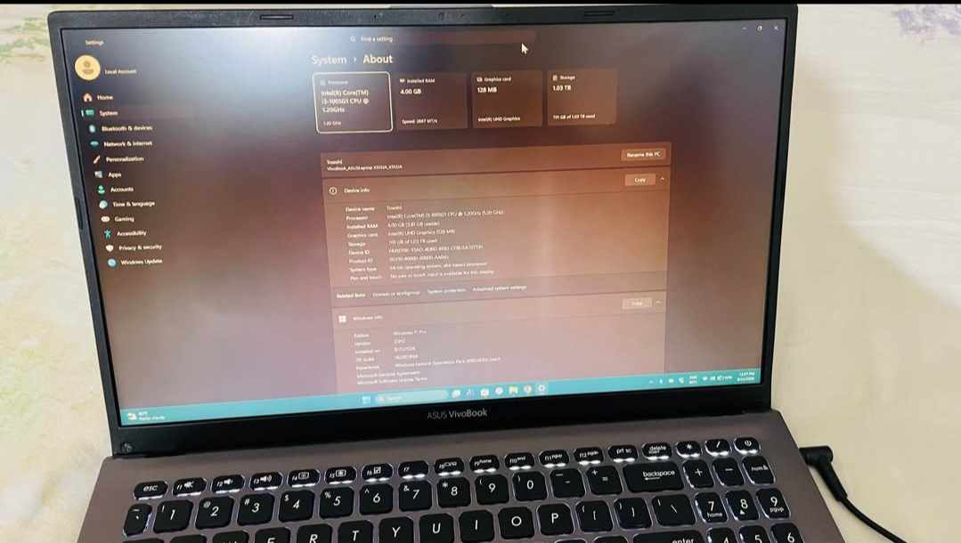 ASUS VivoBook X512JA