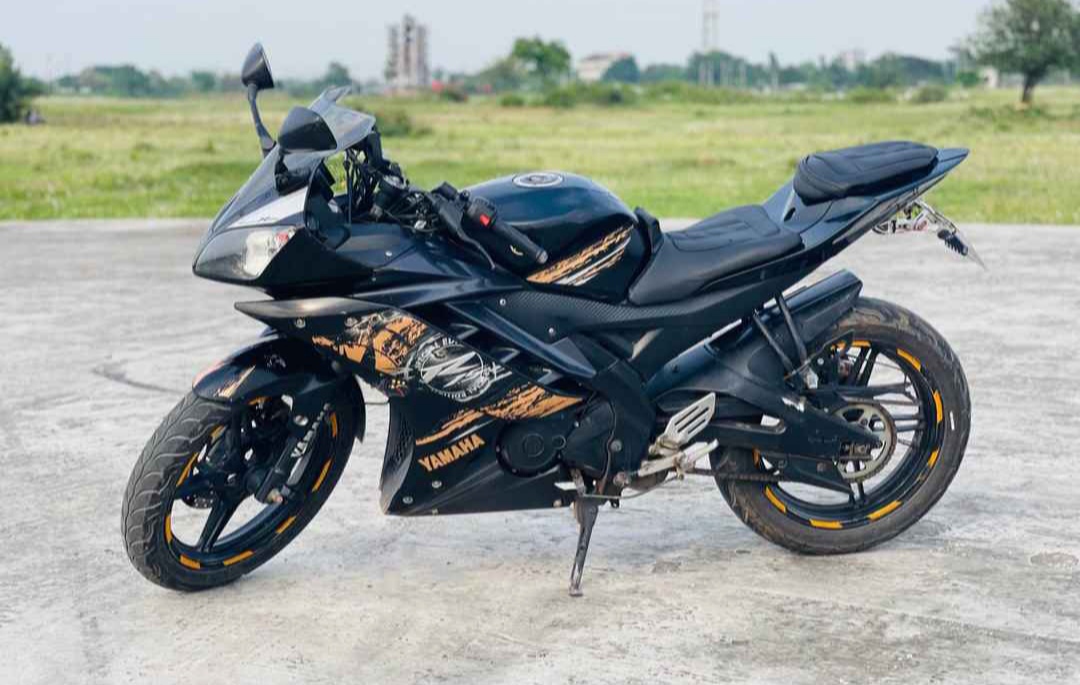 R15 V2