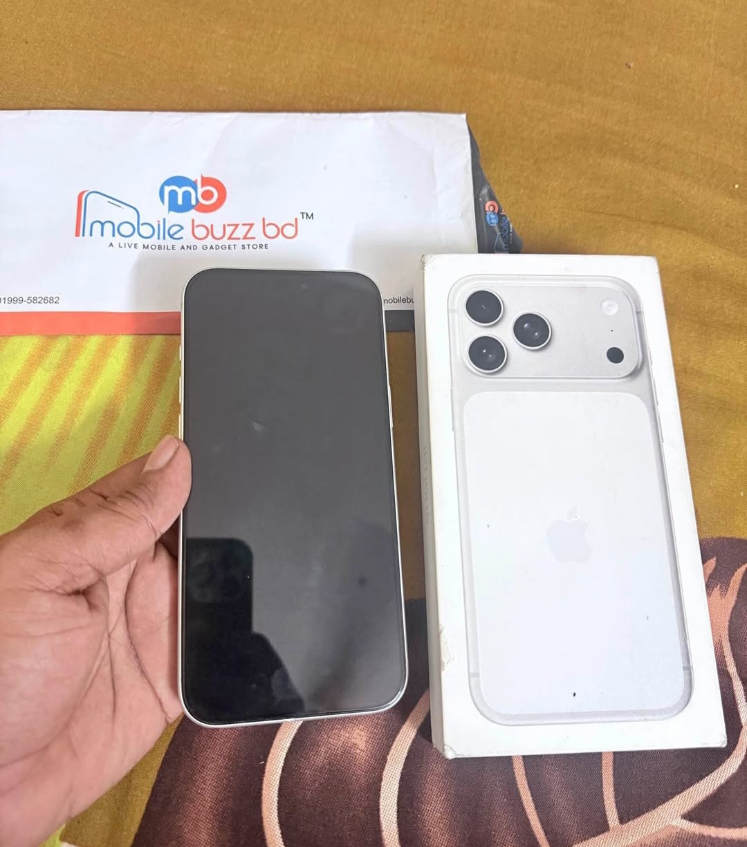 iPhone 17 pro max USA variant