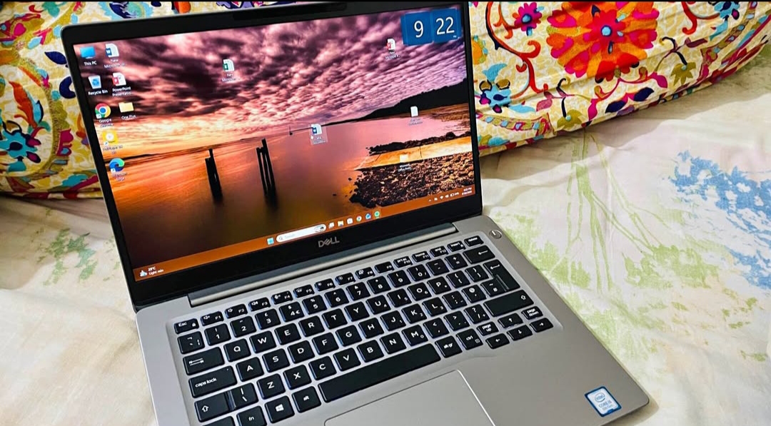 Dell Latitude 7300 Touch Screen