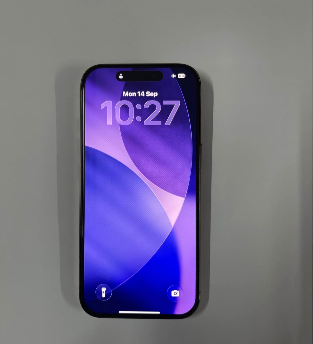 iPhone 16 pro 256 gb US Variant