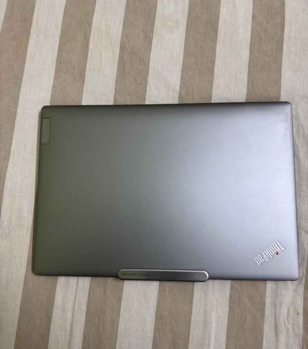Lenovo Thinkpad z13 gen2 (AMD Ryzen 7 pro 16/512GB