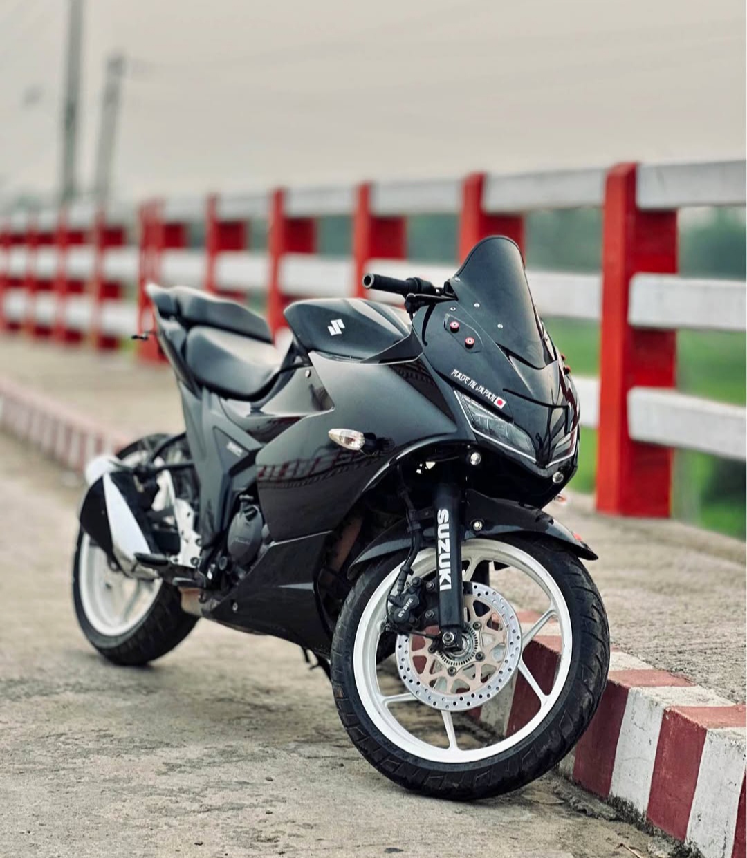 suzuki gixxer sf fi abs