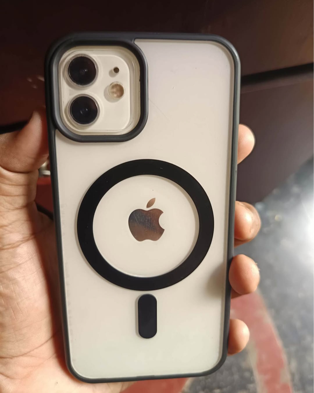 iPhone 12 / 128GB variant