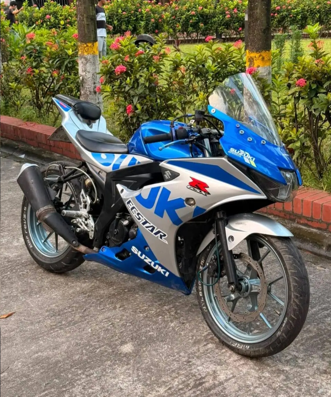 Gsxr 2020 model বিক্রি হবে ফোন করুন ০১৯৪৭৯৭৬৭০০Gsxr 2020 model বিক্রি হবে ফোন করুন ০১৯৪৭৯৭৬৭০০