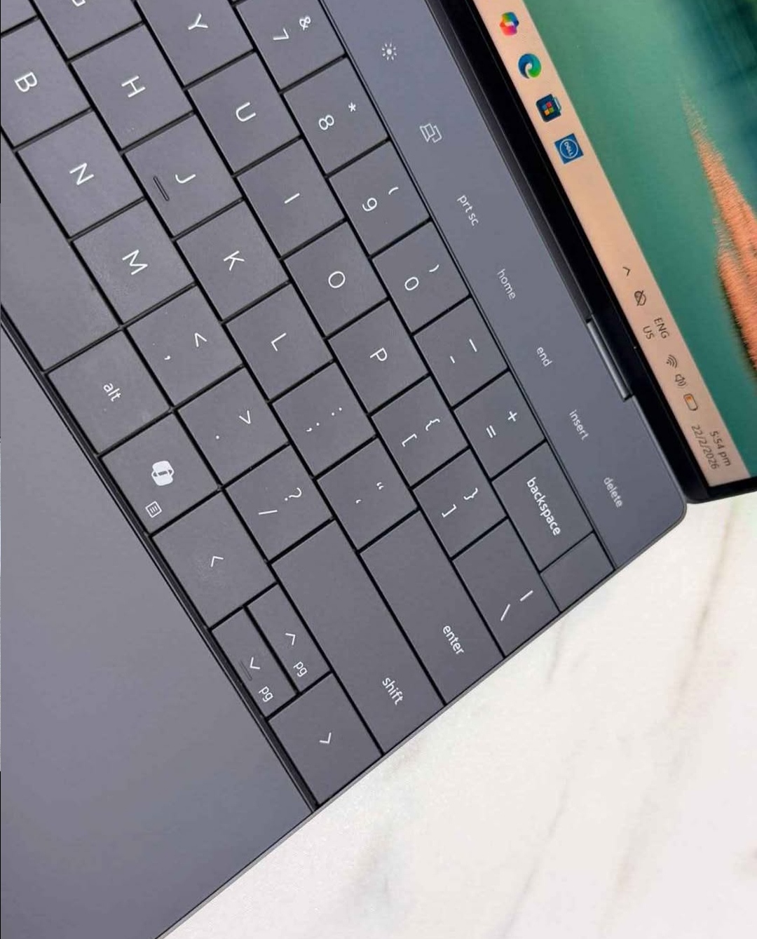 Dell XPS 13-9340 Intel core ultra 7-155H(14TH GEN)RAM 32GB SSD 1TB ARC GPU 13.4″2.5k Touch Display