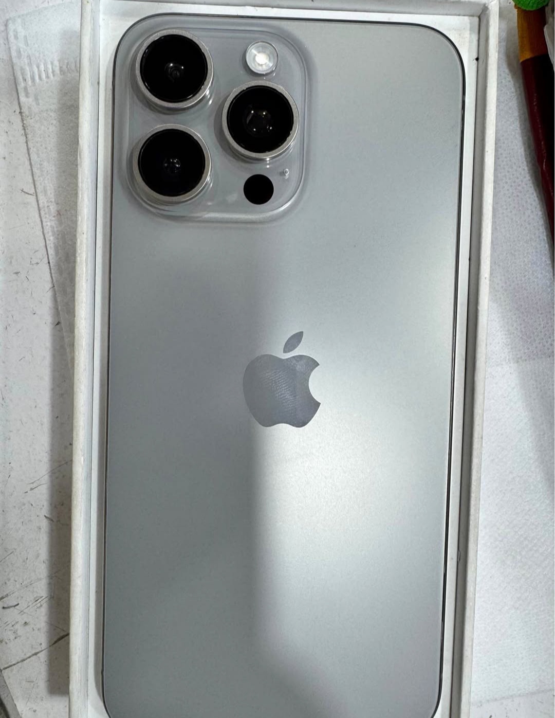 15 pro max/256gb/USA