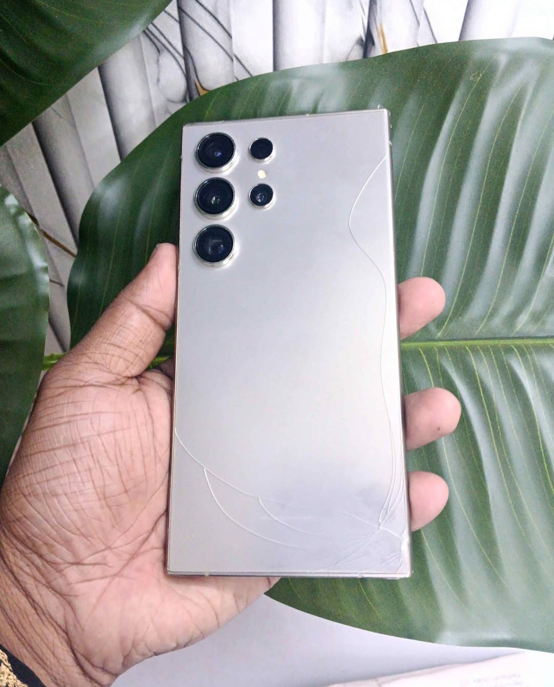 Samsung S24 Ultra 12/256GB বিক্রি করা হবে 🔥