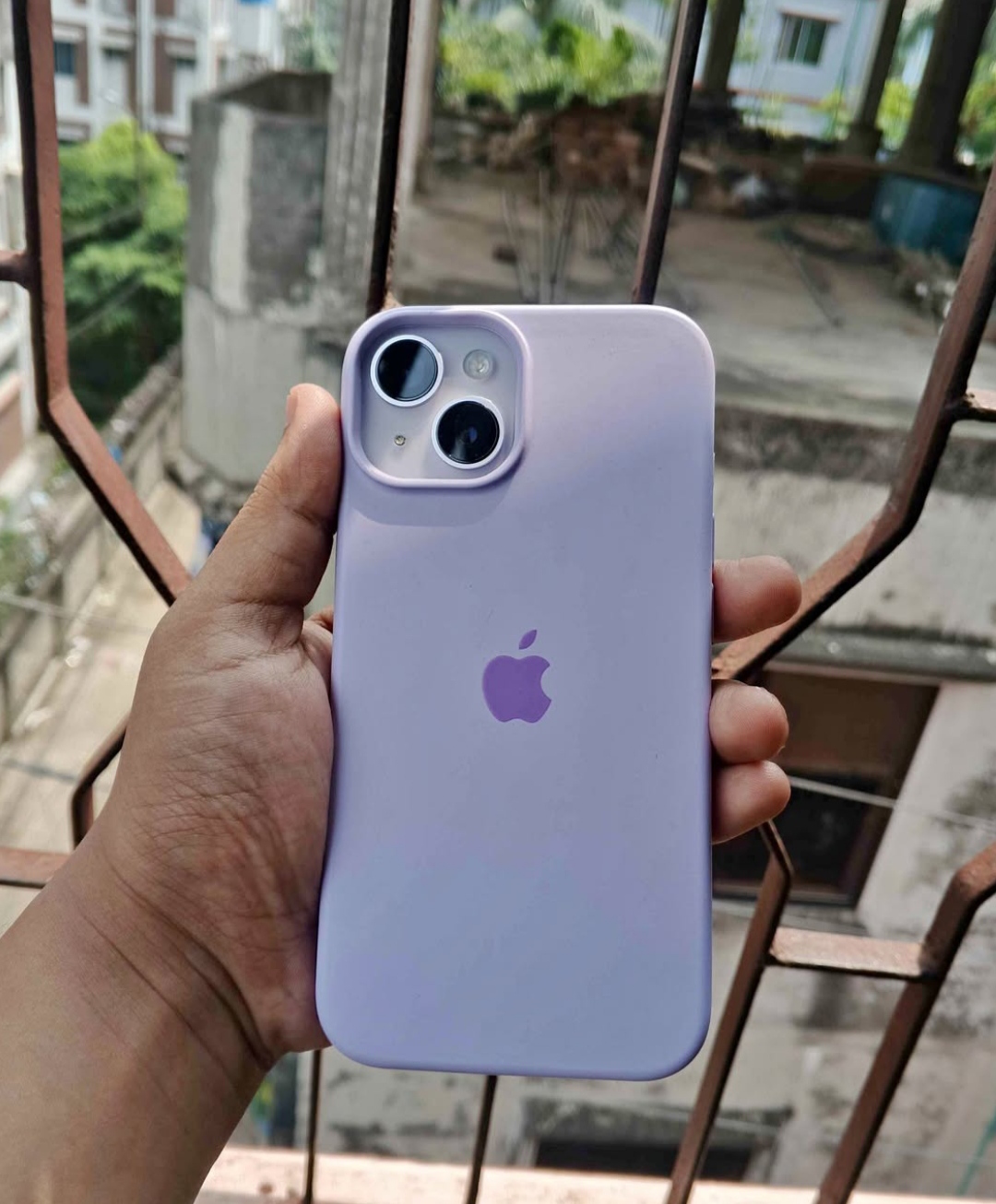 I phone 14 256gb fixd ar kono dama dami hobe na valo na lagle ignore