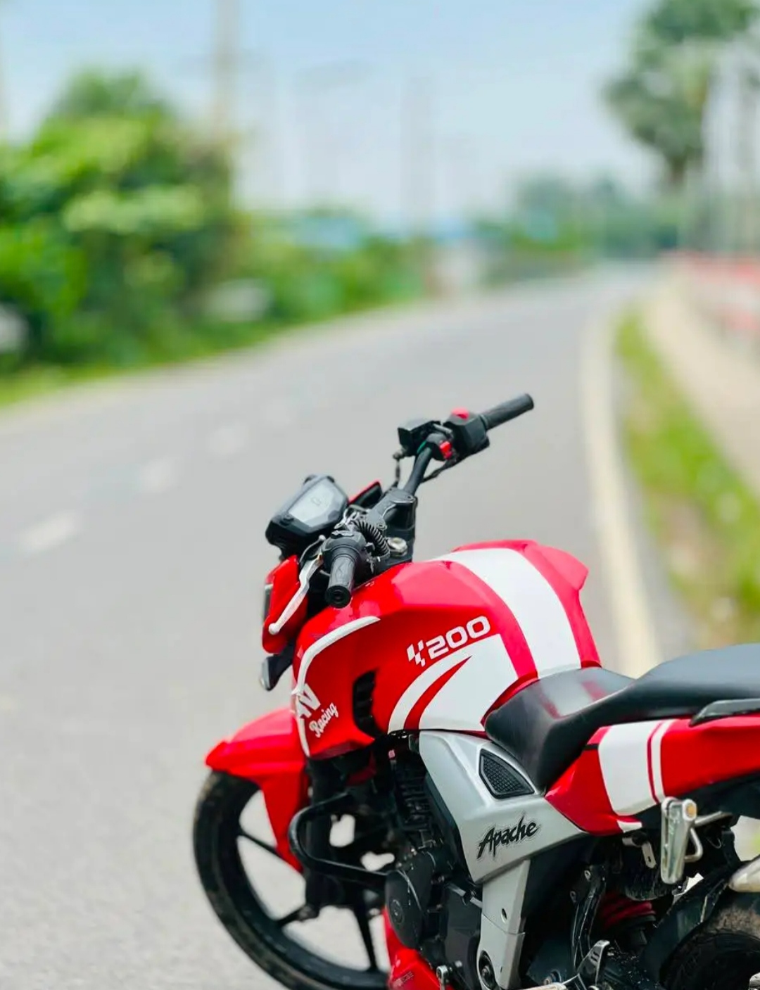 Tvs Apache 4v 2019