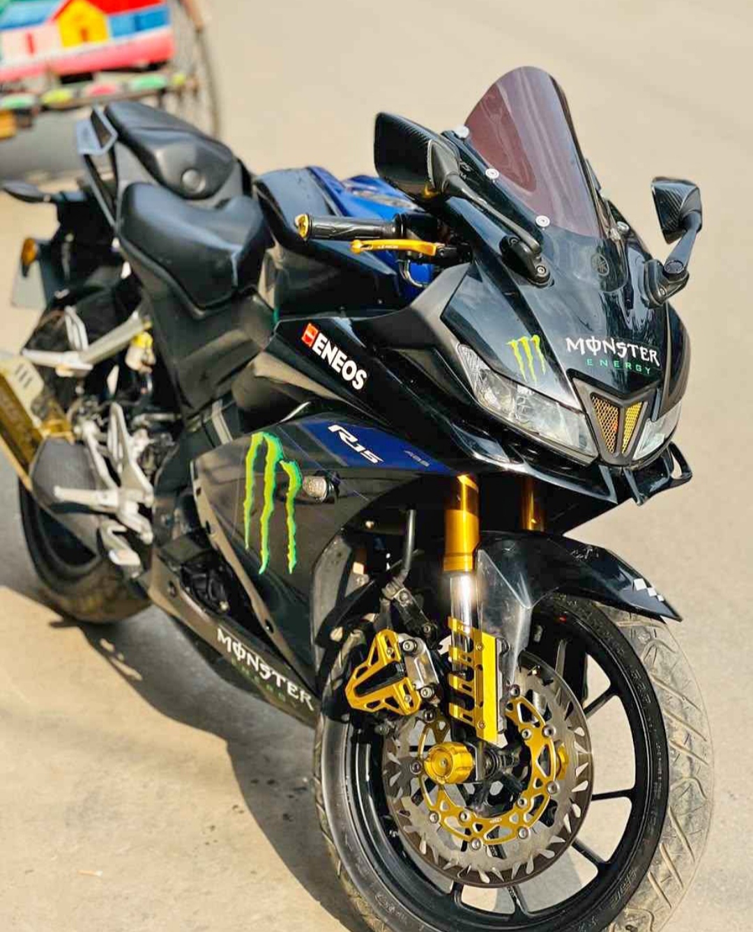 V3 indo