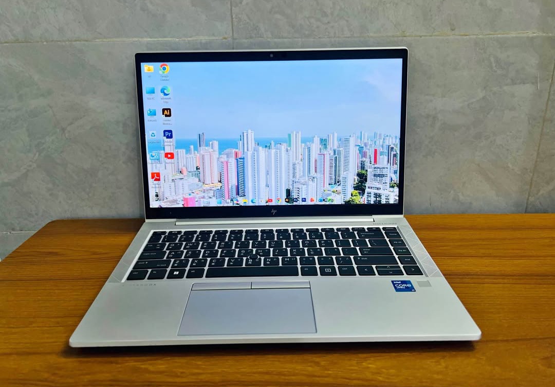 HP EliteBook 840 G8 Touch — Personal Used | Core i7 11th Gen