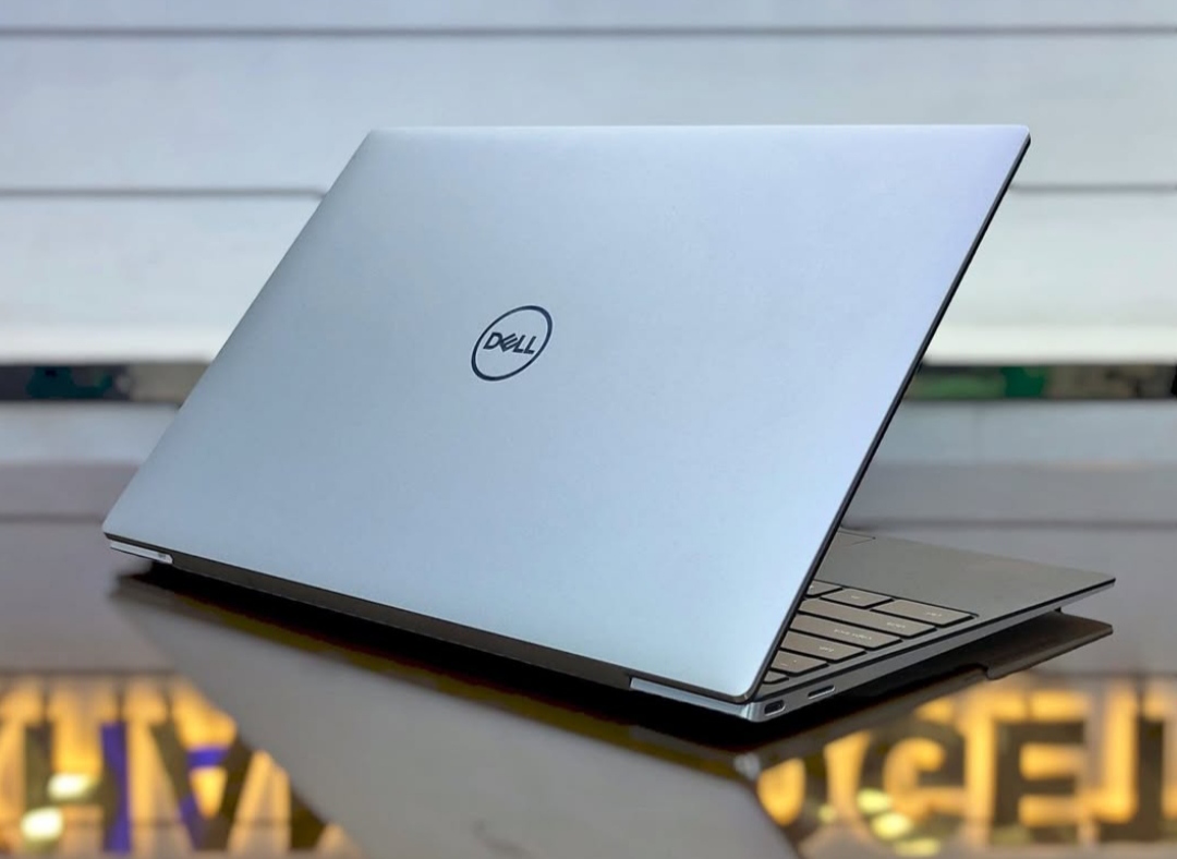 Dell XPS 13 9305| Core i7-1165G7| 16GB 4267MHz| 13.3″ FHD Nano-Edge