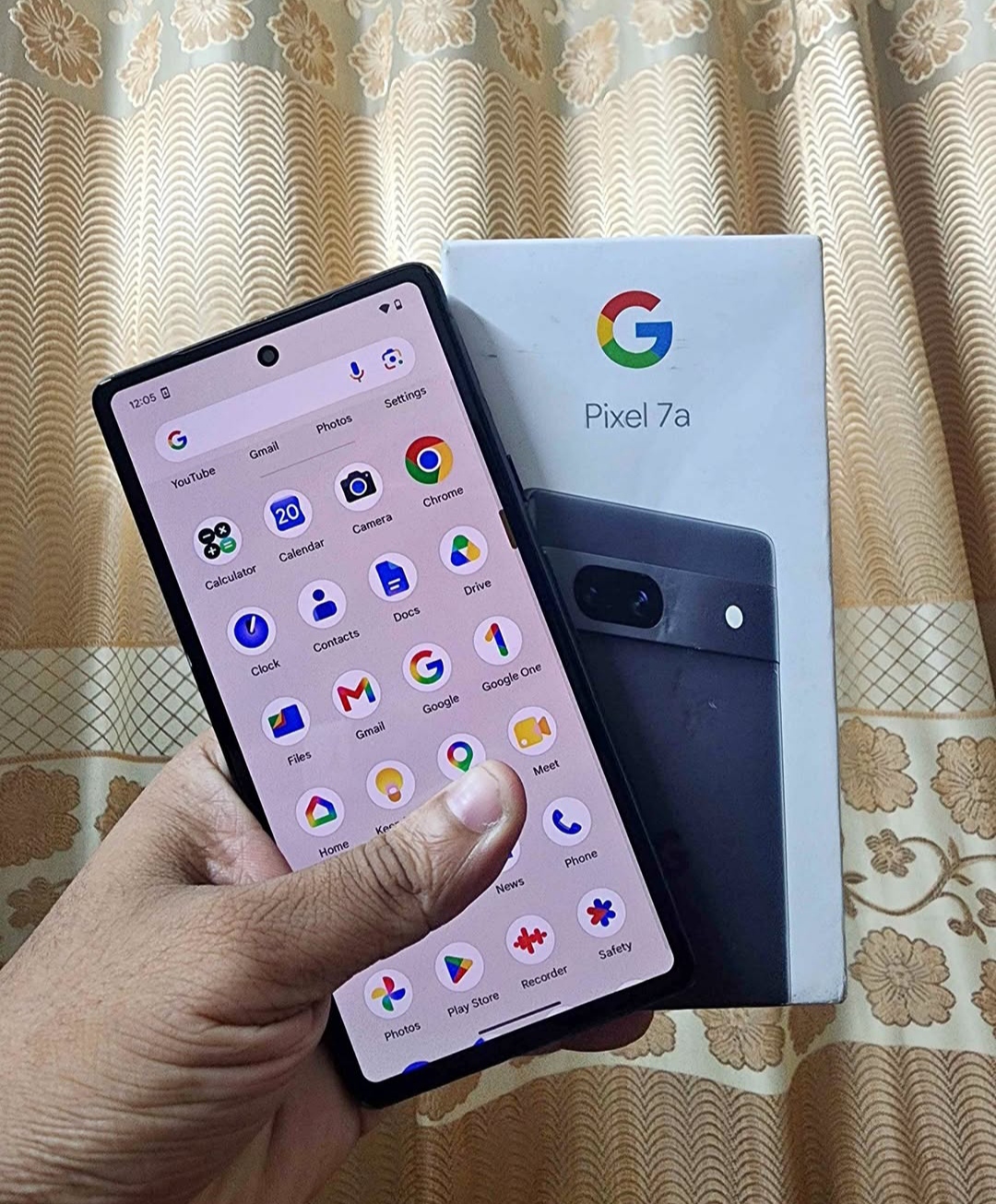 Google pixel 7a 128GB with box