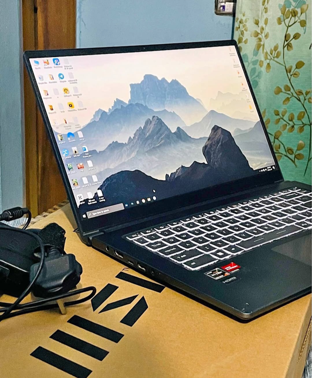 MSI Modern 15 A5M Ryzen 7 5700U 15.6″ FHD LaptopMSI Modern 15 A5M Ryzen 7 5700U 15.6″ FHD Laptop