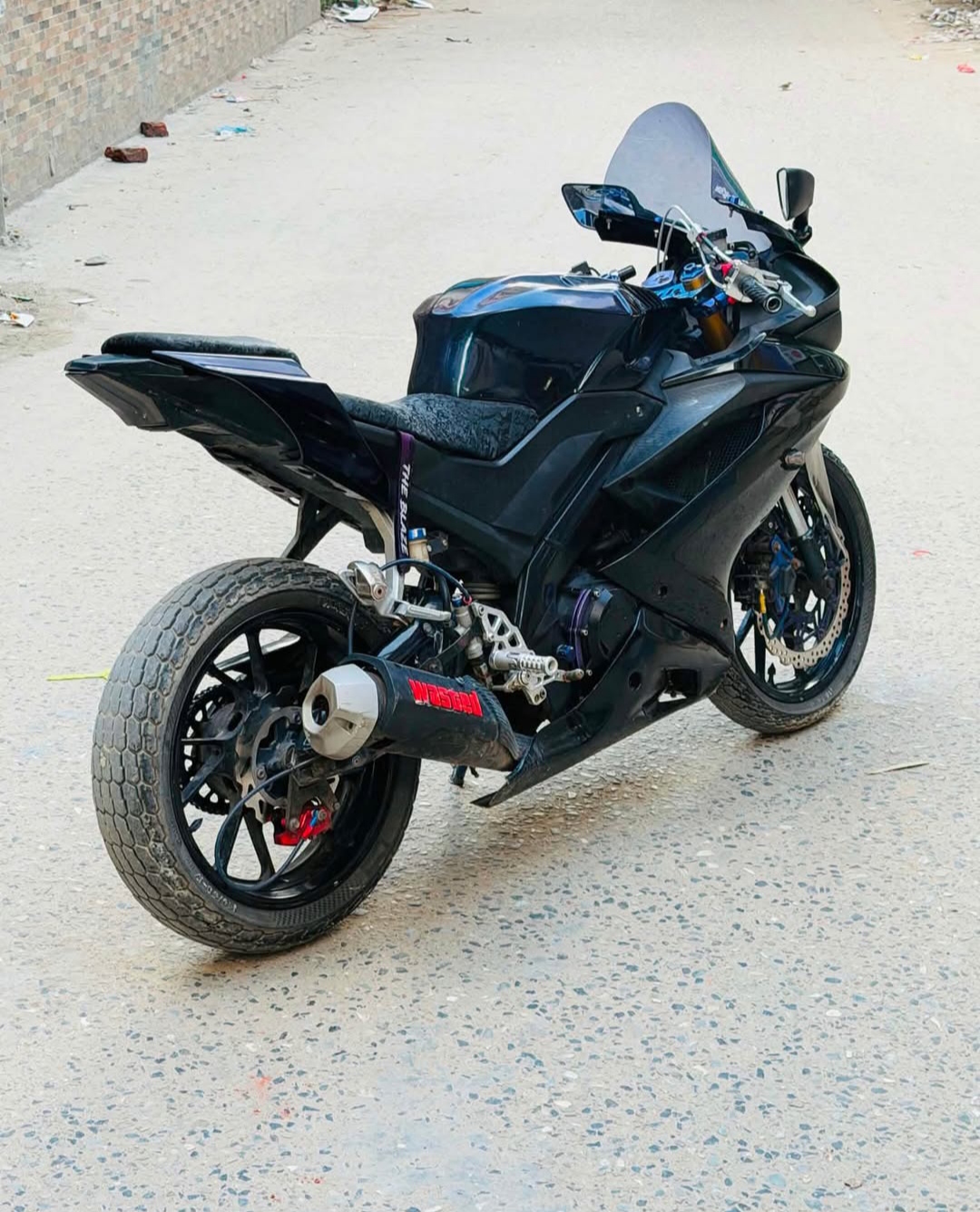 R15 v3 indo 2018