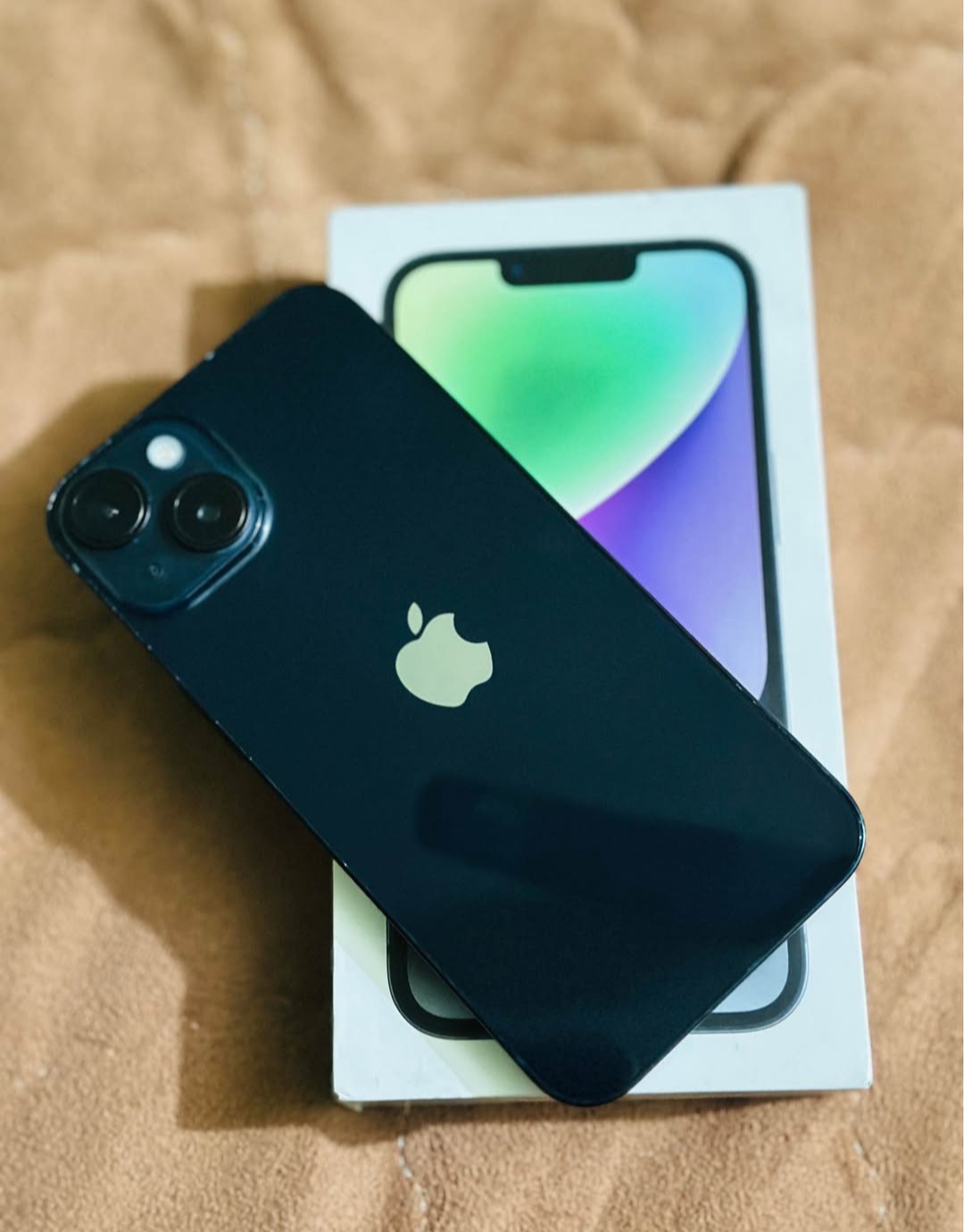 I phone 14 usa 128 gb battery 81