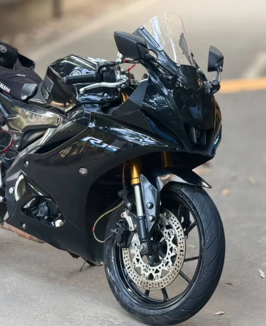 YAMAHA R15 V4 Indo blk