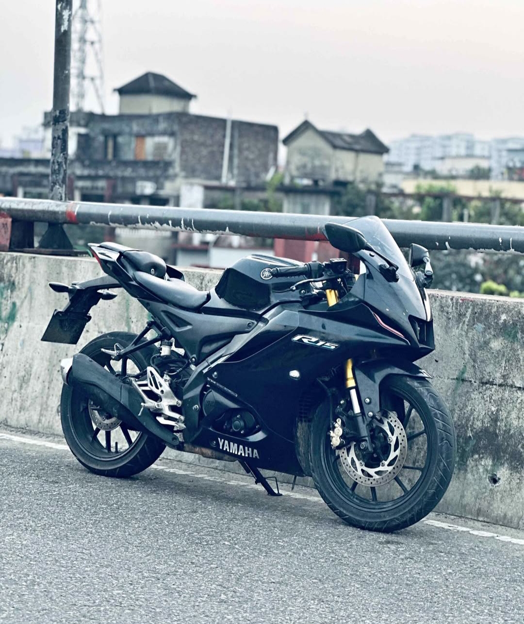R15v4 indo 2023