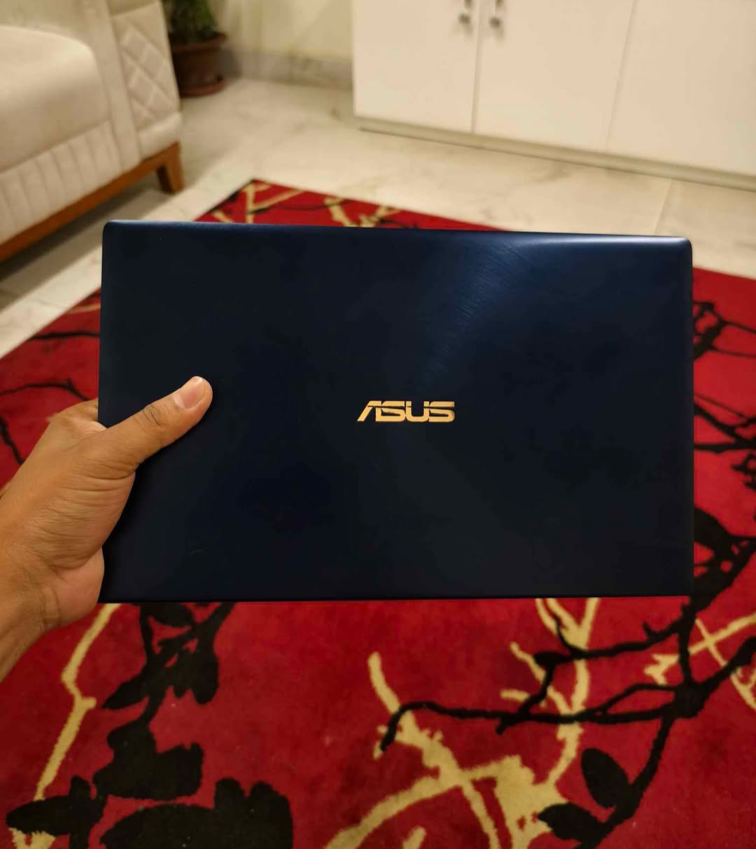 Asus zenbook (8/256)