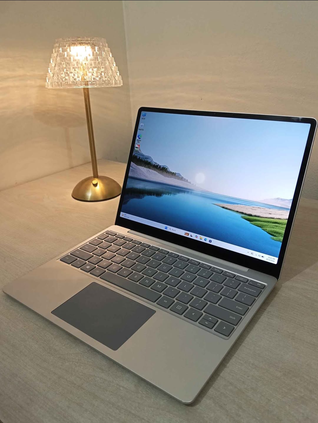 ​Microsoft Surface Laptop Go 1 (Platinum) – Clean Condition