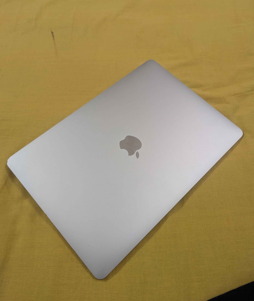 MacBook air 2020 i3
