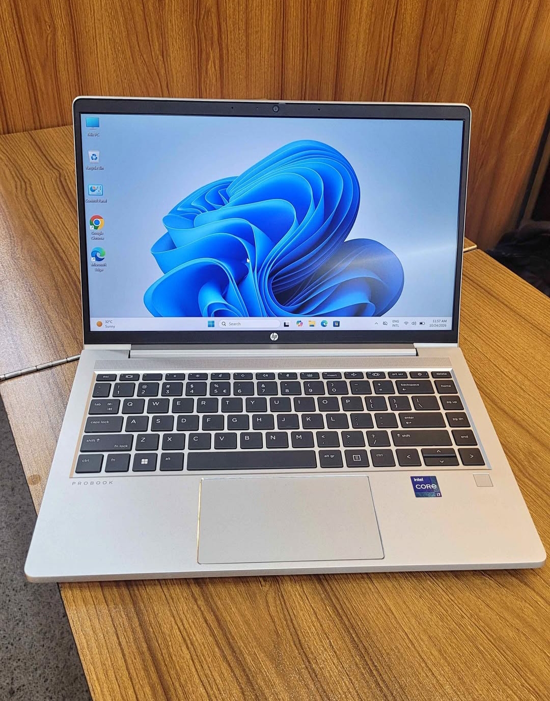 Hp ProBook 440 G9 || i7 12th gen || 16/512GB || 14″ FHD