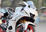 R15 v4 bs7 white incity ￼