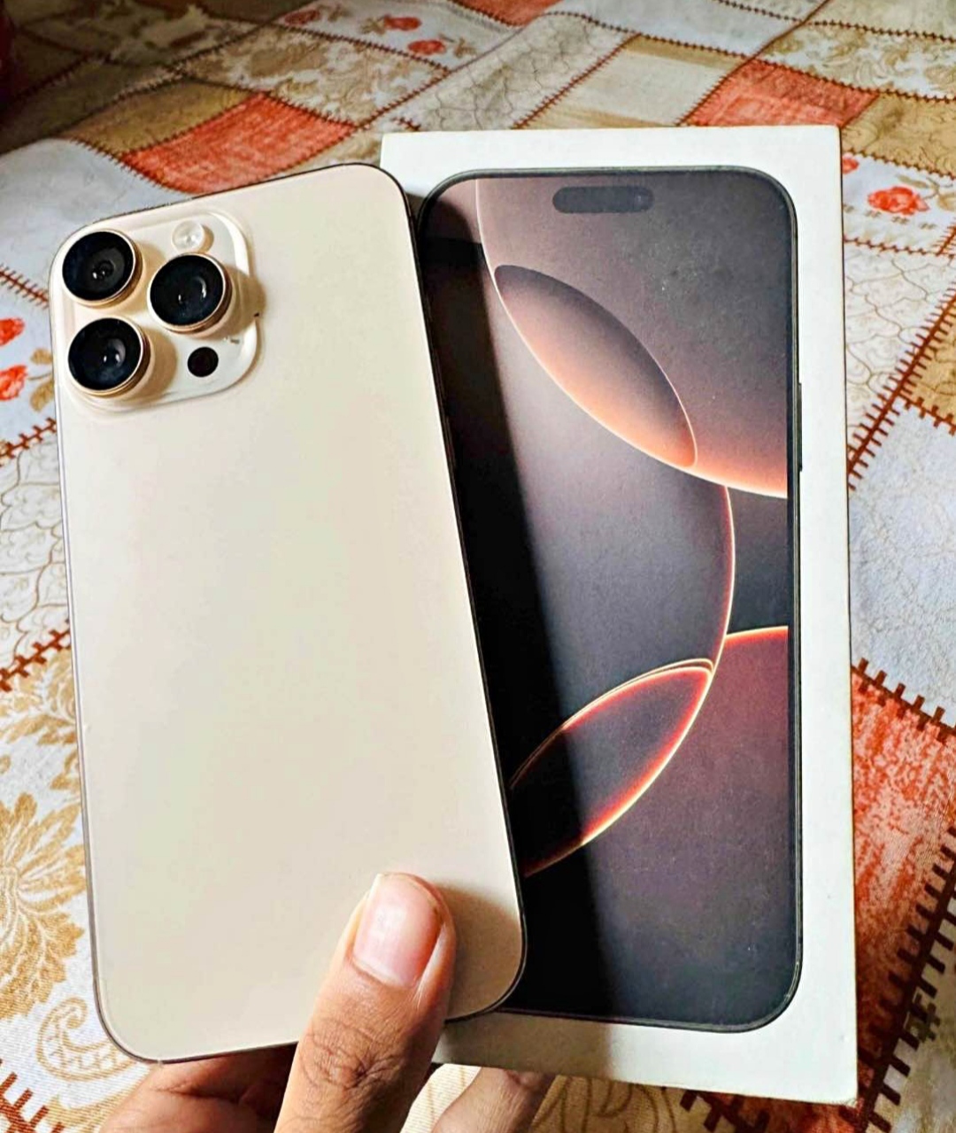iPhone 16 pro max (256gb) desert titanium