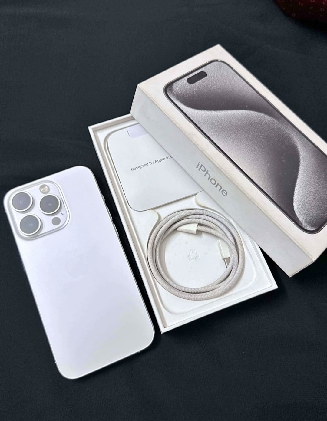 Iphone 15 pro (256gb)