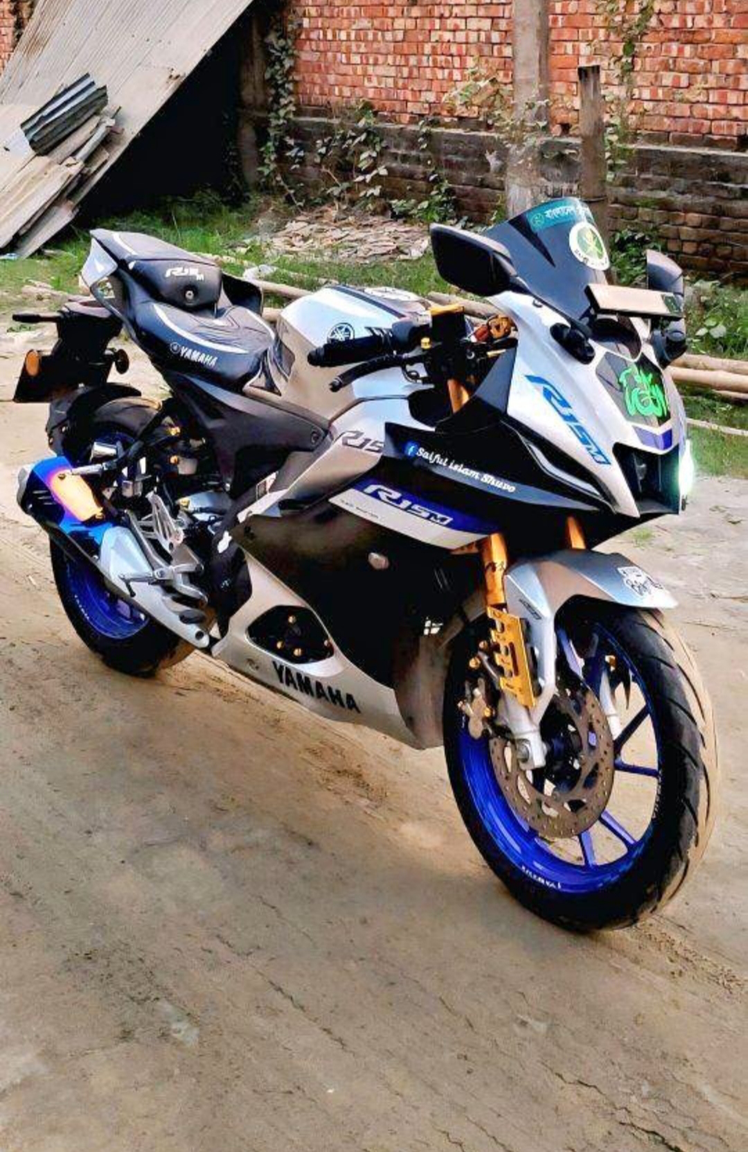 R15M Bs7