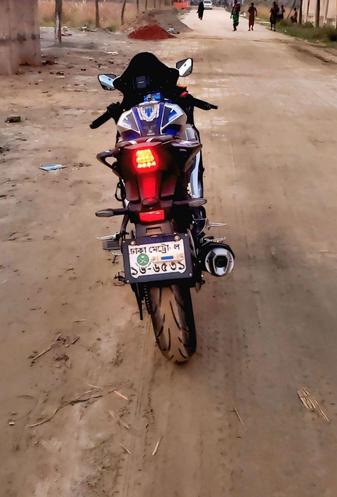 R15M Bs7