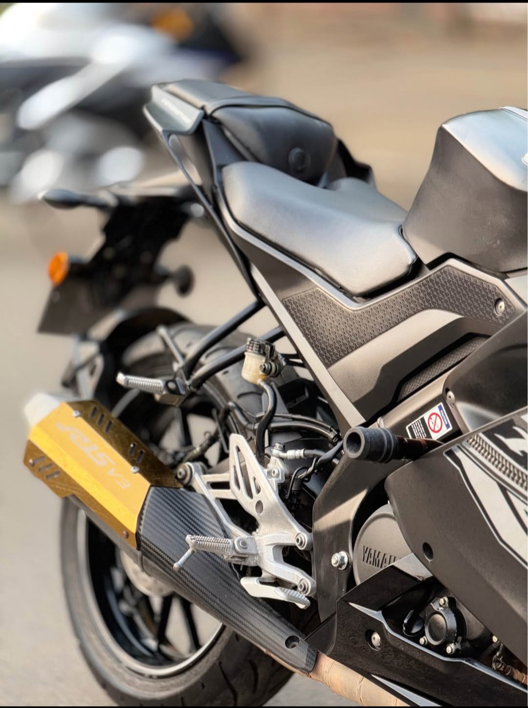 Yamaha R15 V3 BS6 2022