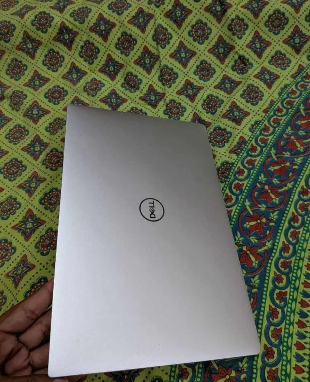 Dell xps i7 10 gen 16gb ram /512 ssd