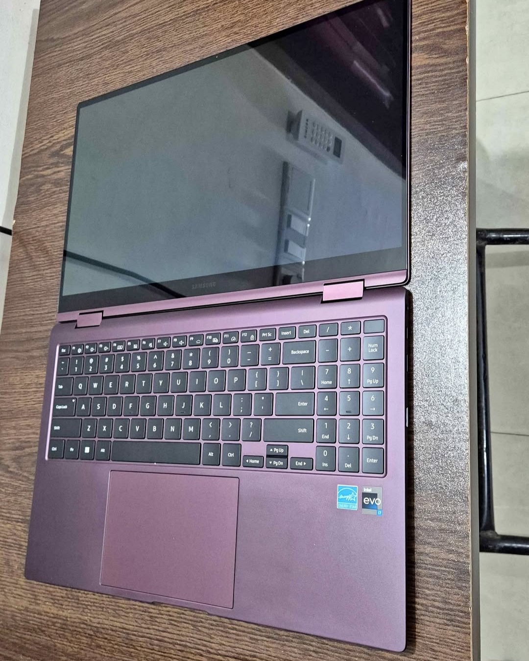 Samsung Galaxy Book2 Pro 360 (15.6″ AMOLED, Core i7 12th Gen, 16GB RAM, 1TB SSD)