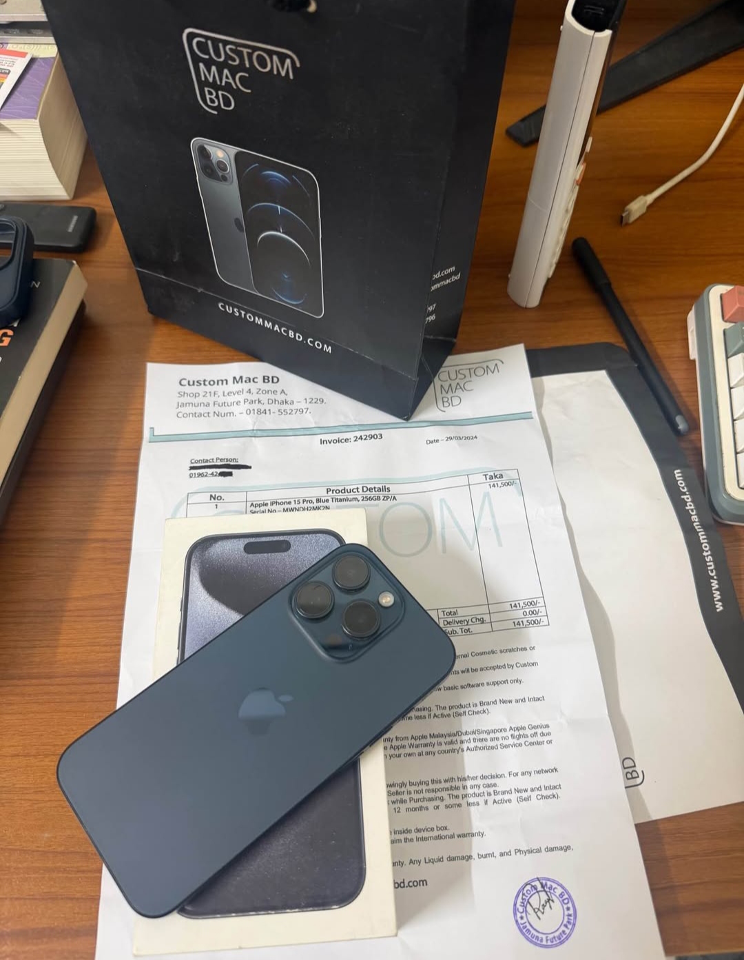 iPhone 15 pro 256gb blue titanium Singapore variant