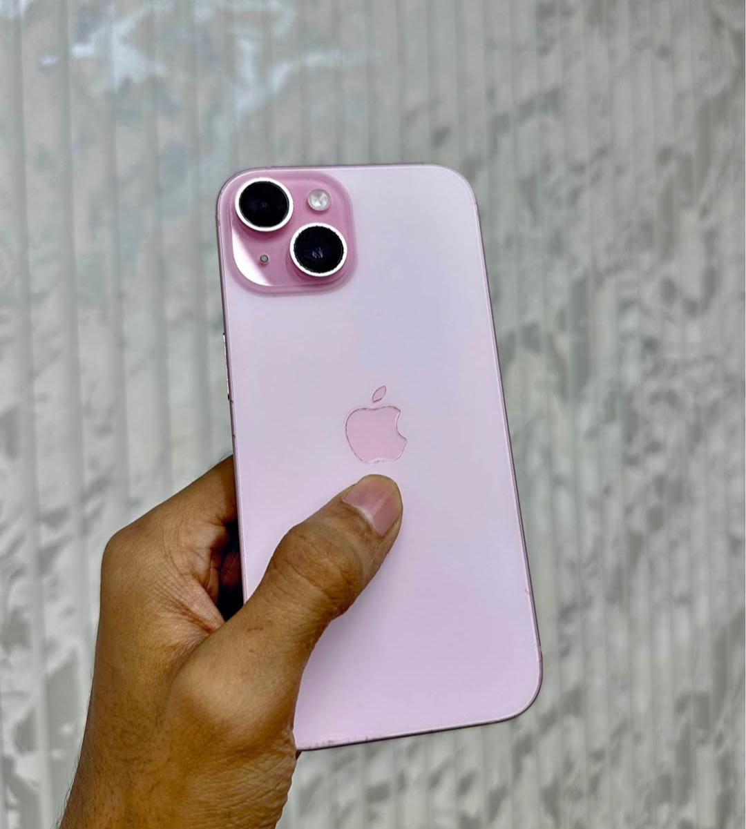 iPhone 15