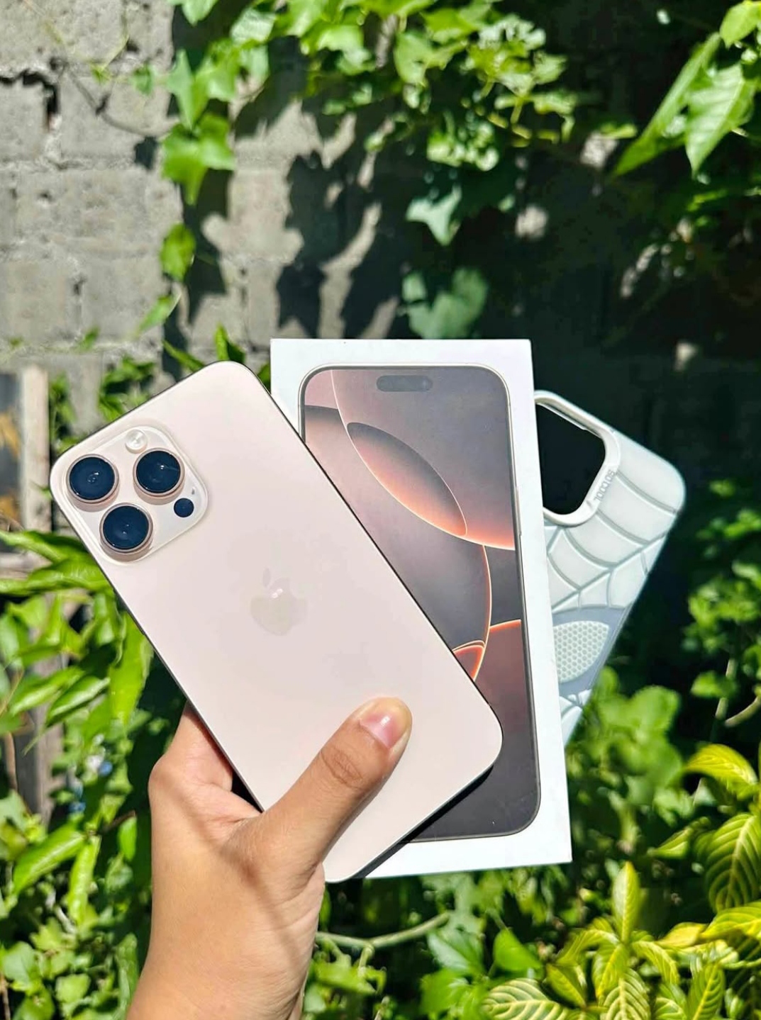 IPHONE 16 pro max