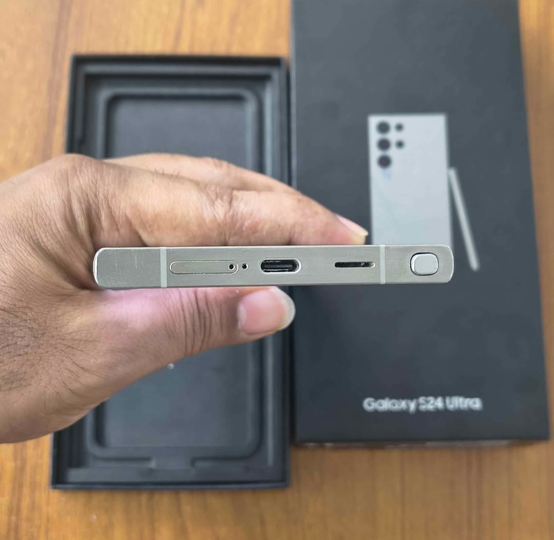 Samsung Galaxy S24 Ultra (12GB RAM, 256GB Storage) Titanium Gray Full Fresh Full Box New Conditions