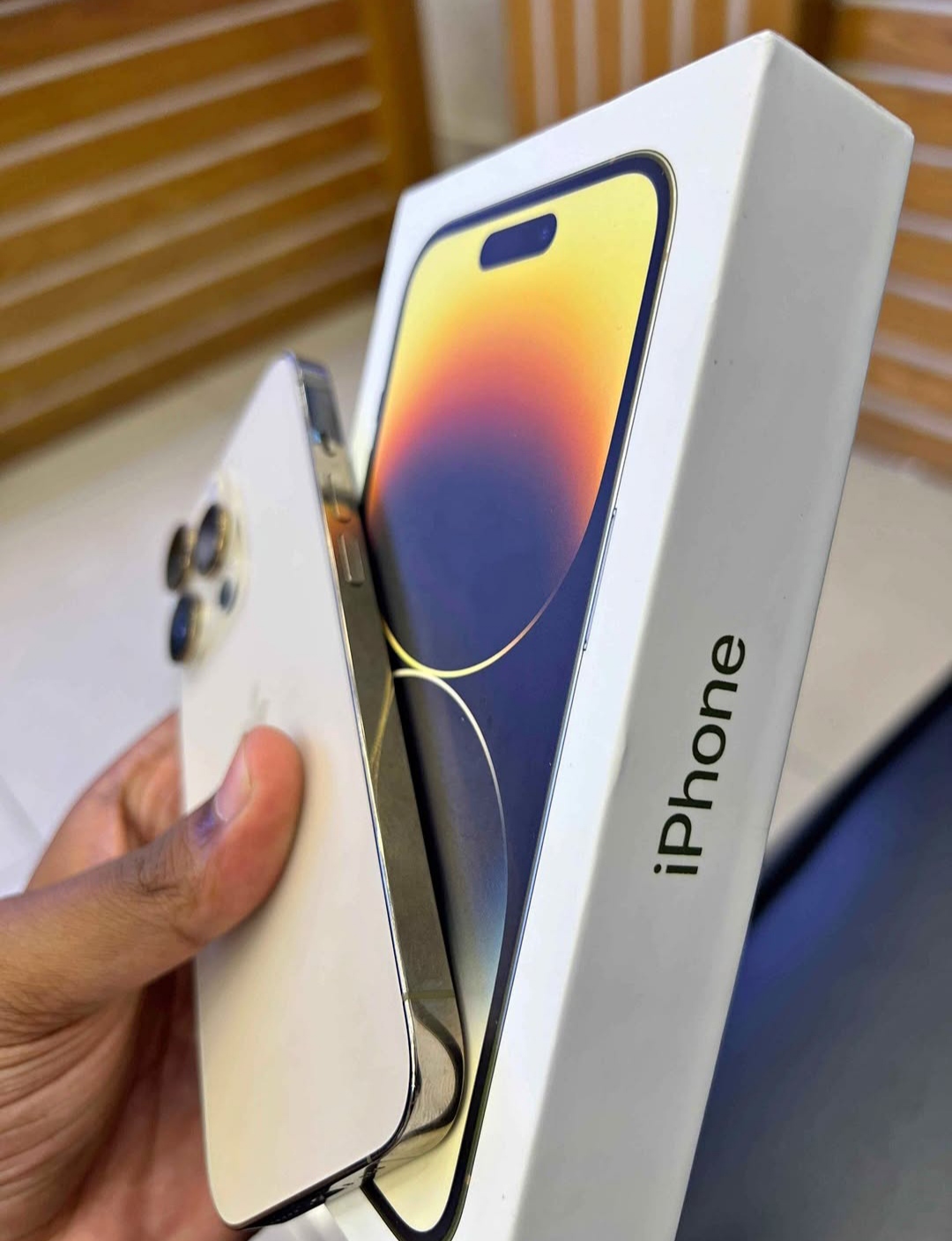 I phone 14 pro