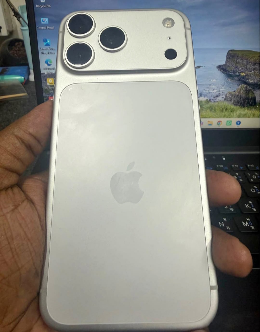 iPhone 17 Pro Max