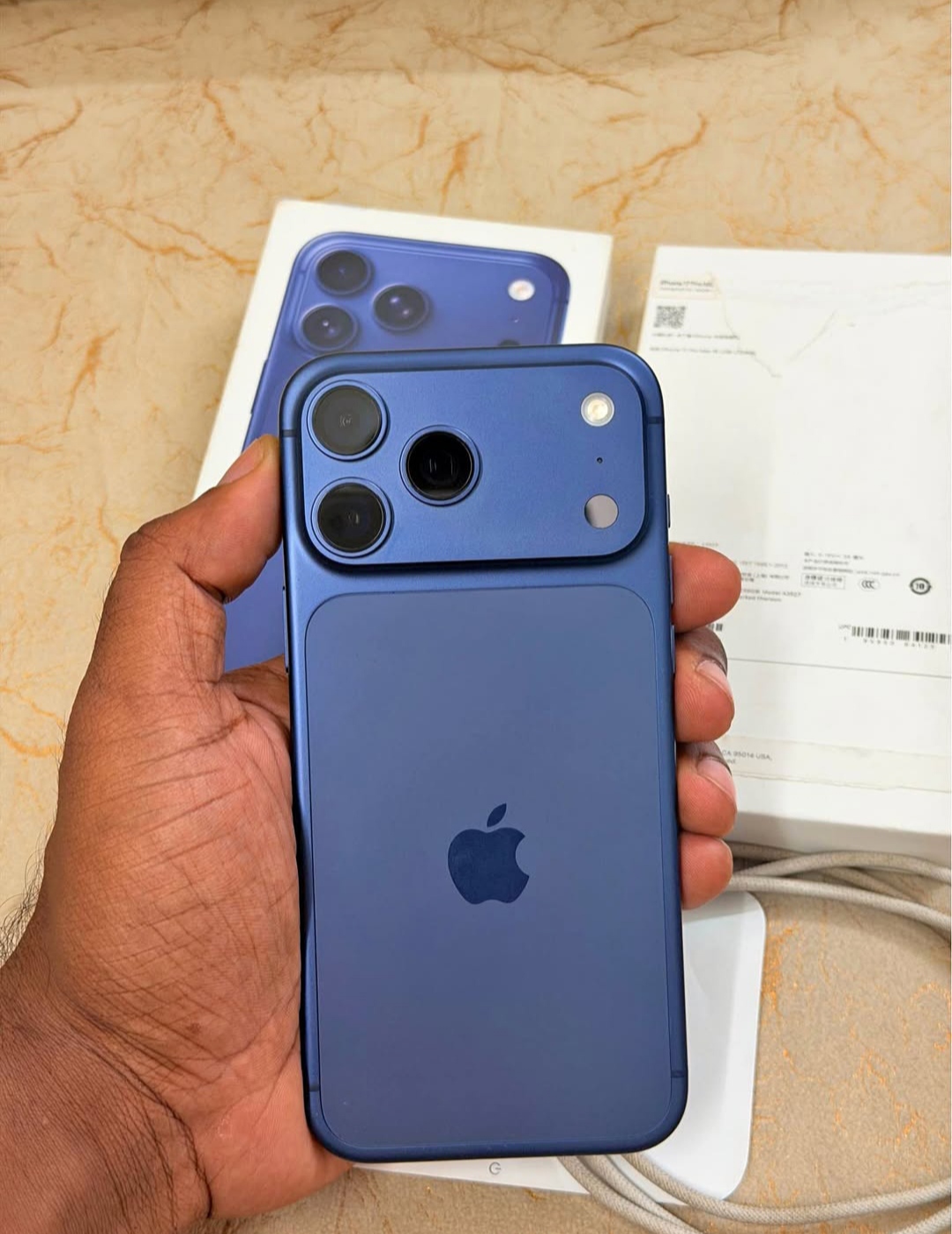 iPhone 17 pro max 256gb dule physical sim plus esim